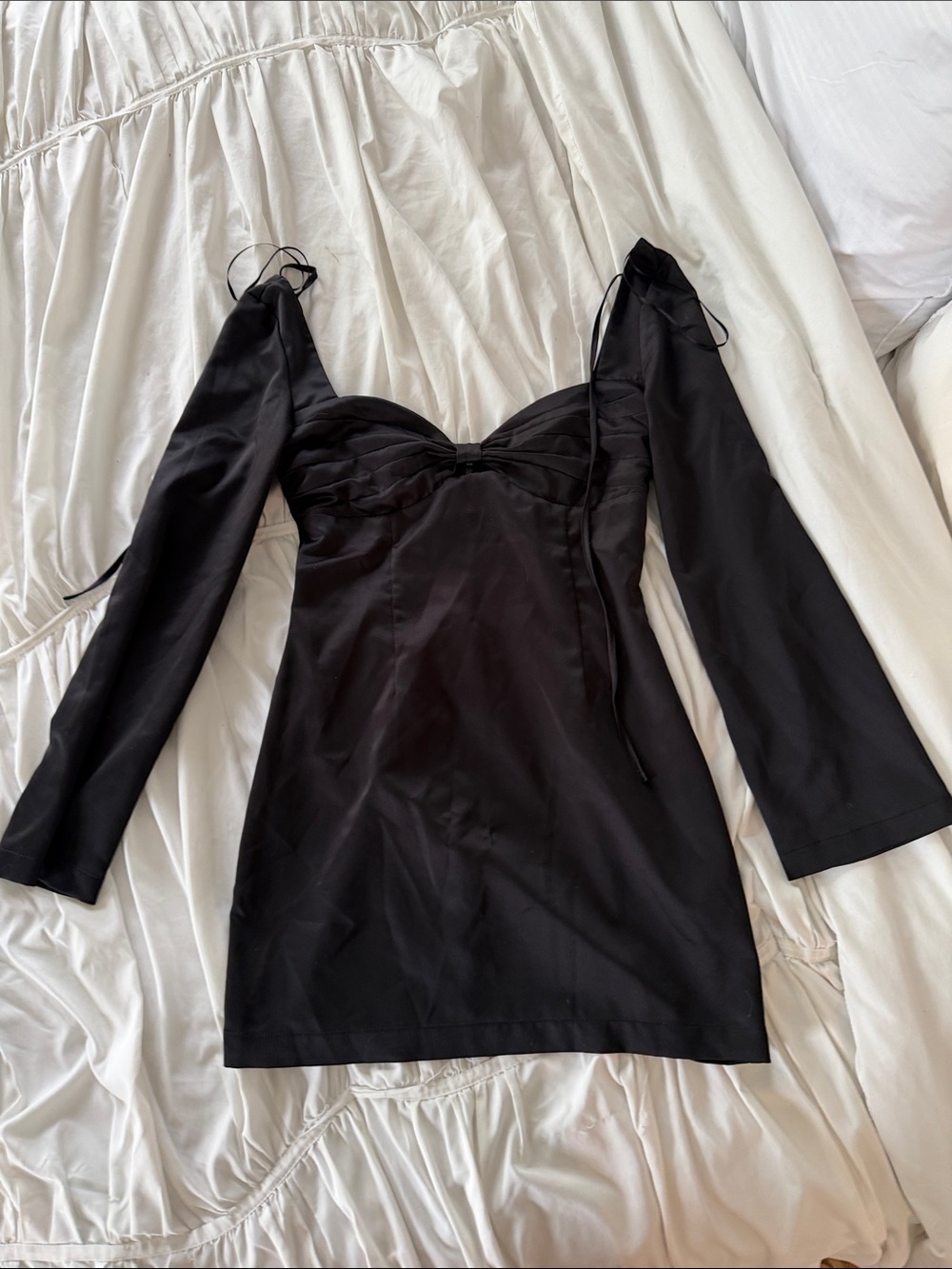 Dynamite Black Long-Sleeve Mini Dress with Sweetheart Neckline